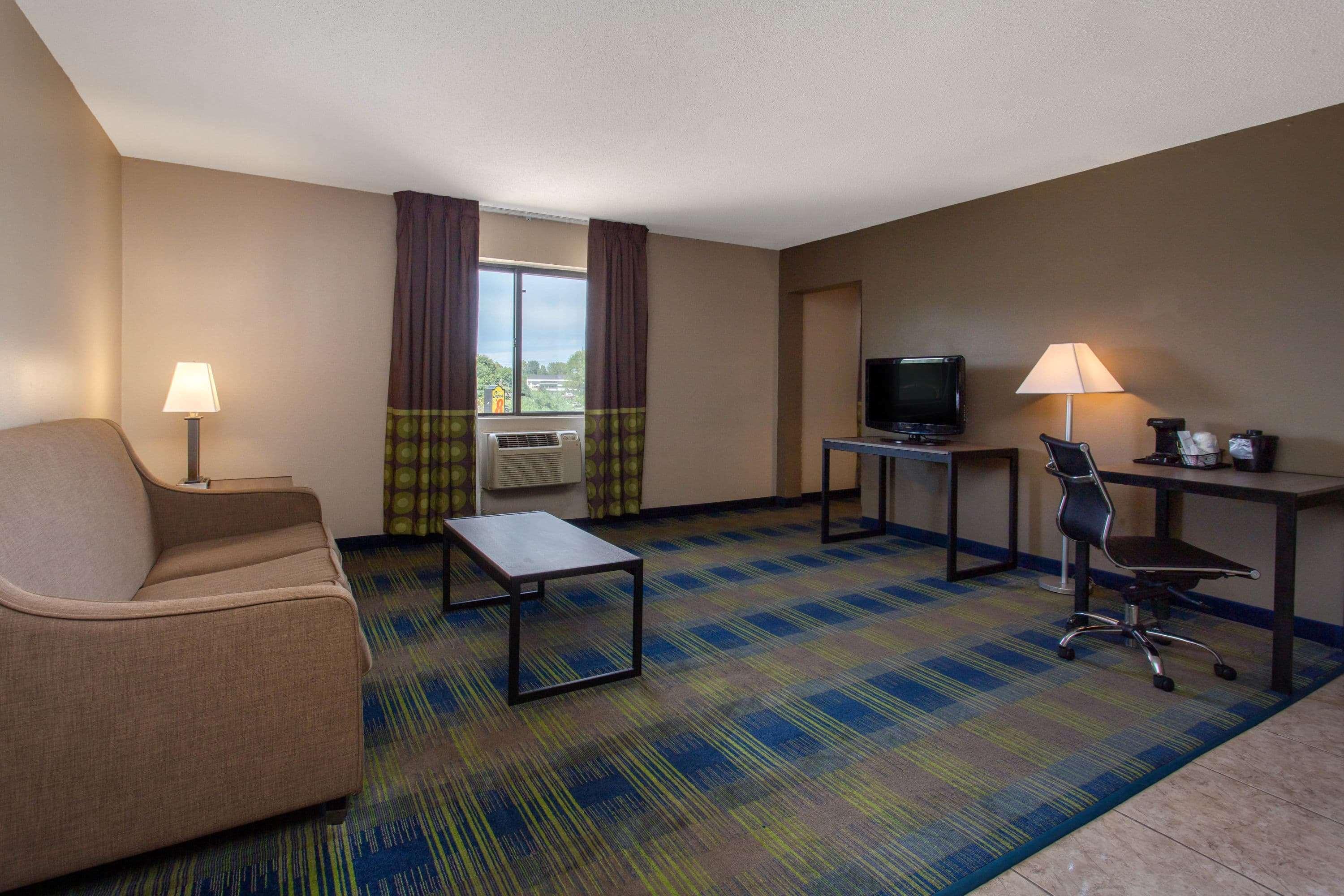 Super 8 By Wyndham Cromwell/Middletown Hotel Buitenkant foto